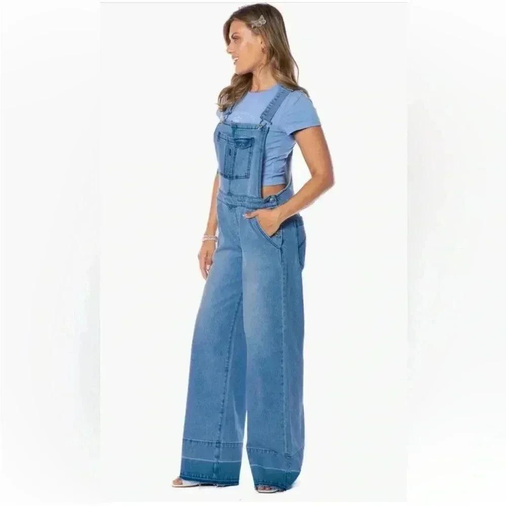 JUICY COUTURE DENIM WIDE LEG OVERALL WITH RELEASE HEM in Medium Wash medium - Picture 2 of 12
